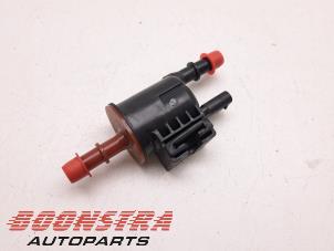 Gebruikte Vacuum ventiel Opel Astra K Sports Tourer 1.2 Turbo 12V Prijs € 24,95 Margeregeling aangeboden door Boonstra Autoparts