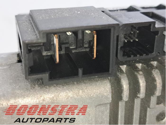 Stuurbekrachtiging Elektrisch van een Renault Clio IV Estate/Grandtour (7R) 1.5 Energy dCi 90 FAP 2013