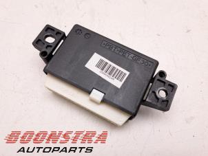Gebruikte PDC Module Renault Scénic IV (RFAJ) 1.3 TCE 140 16V Prijs € 39,95 Margeregeling aangeboden door Boonstra Autoparts