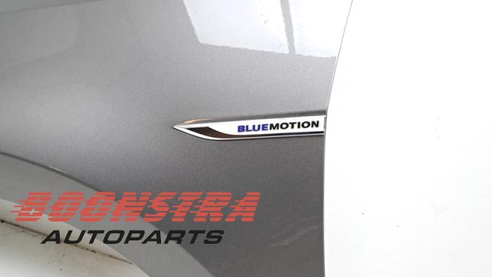 Spatbord links-voor van een Volkswagen Golf VII (AUA) 1.0 TSI 12V BlueMotion 2017