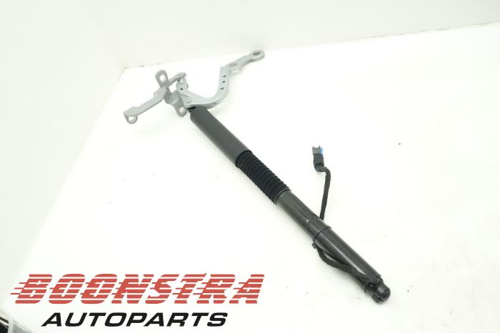 BMW X3 G01 (2017-2024) Right Side Tailgate Gas Strut 51247397322 23920630