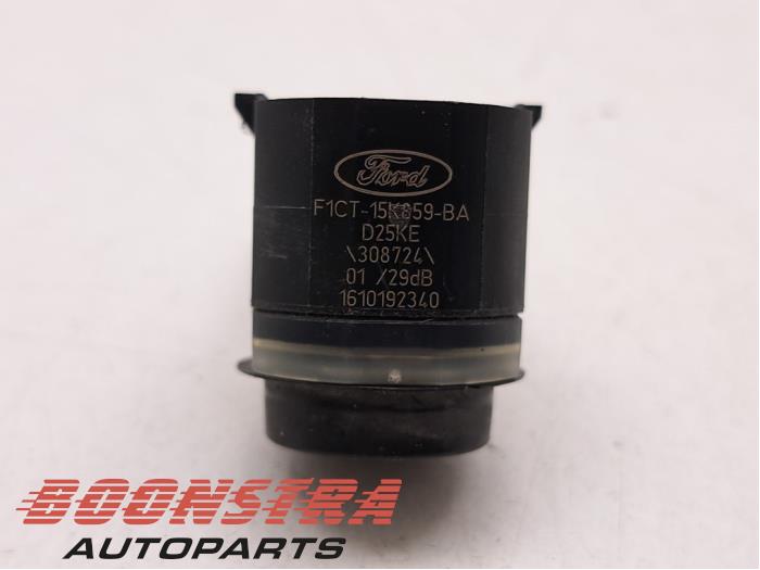 PDC Sensor van een Opel Karl 1.0 12V 2017