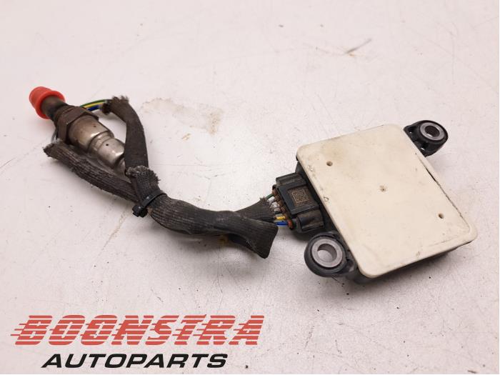 Nox sensor van een Jaguar XE 2.0d 180 16V 2017