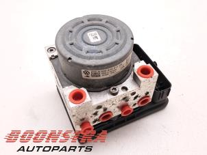 Gebruikte ABS Pomp Volkswagen Passat Variant (3G5) 2.0 TDI 16V 150 Prijs € 34,95 Margeregeling aangeboden door Boonstra Autoparts