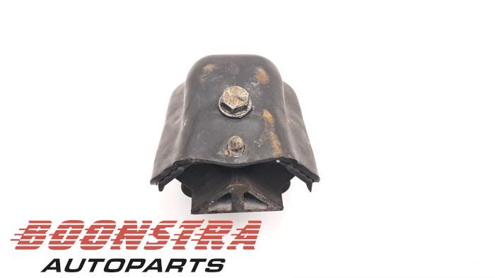 Gebruikte Motorsteun Volkswagen Crafter 2.0 TDI 16V Prijs € 30,19 Inclusief btw aangeboden door Boonstra Autoparts