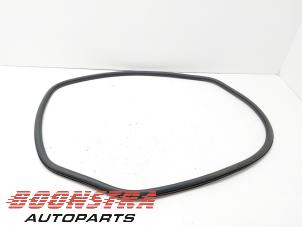 Gebruikte Deurrubber 4Deurs rechts-achter Volkswagen ID.3 (E11/E12) 45 kWh Prijs € 24,95 Margeregeling aangeboden door Boonstra Autoparts