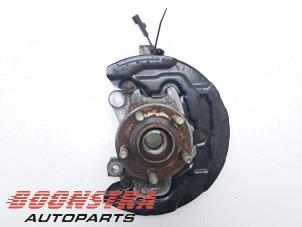 Gebruikte Fusee links-voor Ford S-Max (WPC) 2.0 TDCi 150 16V Prijs € 59,23 Inclusief btw aangeboden door Boonstra Autoparts