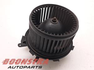 Gebruikte Kachel Ventilatiemotor Peugeot Boxer (U9) 2.2 HDi 100 Euro 4 Prijs € 30,19 Inclusief btw aangeboden door Boonstra Autoparts