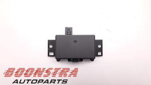 Gebruikte Verlichtings Module Peugeot 208 II (UB/UH/UP) 1.2 Vti 12V PureTech 130 Prijs € 39,95 Margeregeling aangeboden door Boonstra Autoparts