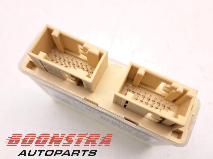 PDC Module van een BMW 4 serie (G22) 420i 2.0 TwinPower Turbo 16V 2021