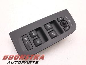 Gebruikte Raam schakelaar elektrisch Volvo S60 III (ZS) 2.0 T8 16V Twin Engine AWD Prijs € 48,95 Margeregeling aangeboden door Boonstra Autoparts
