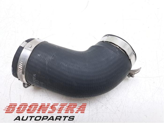 Gebruikte Intercooler Slang Audi Q3 (8UB/8UG) 2.0 16V TFSI 170 Quattro Prijs € 24,95 Margeregeling aangeboden door Boonstra Autoparts