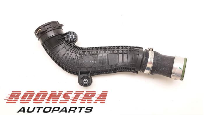 Gebruikte Intercooler Buis Audi Q3 (8UB/8UG) 2.0 16V TFSI 170 Quattro Prijs € 24,95 Margeregeling aangeboden door Boonstra Autoparts