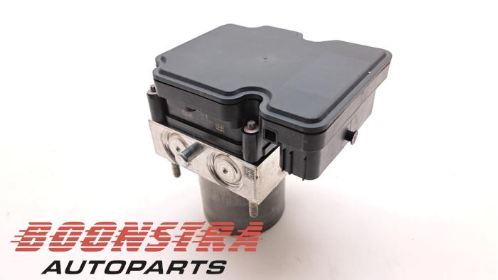 Gebruikte ABS Pomp Mercedes B (W247) 2.0 B-200d Prijs € 139,95 Margeregeling aangeboden door Boonstra Autoparts