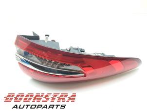 Gebruikte Achterlicht links Ford Mondeo V 2.0 EcoBlue Prijs € 248,95 Margeregeling aangeboden door Boonstra Autoparts