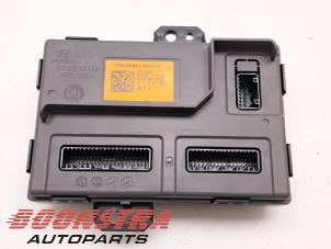 Gebruikte Comfort Module Kia EV6 (CV) 77.4 kWh RWD Prijs € 279,95 Margeregeling aangeboden door Boonstra Autoparts