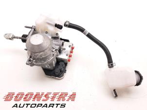 Gebruikte ABS Pomp Kia EV6 (CV) 77.4 kWh RWD Prijs € 784,95 Margeregeling aangeboden door Boonstra Autoparts