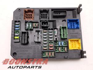 Gebruikte Zekeringkast Peugeot 508 (8D) 1.6 THP 16V Prijs € 44,95 Margeregeling aangeboden door Boonstra Autoparts