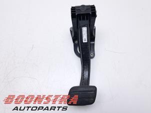 Gebruikte Rempedaal Porsche Taycan (Y1A) 4S Prijs € 99,95 Margeregeling aangeboden door Boonstra Autoparts
