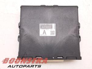 Gebruikte PDC Module Mitsubishi Outlander (GF/GG) 2.0 16V PHEV 4x4 Prijs € 34,95 Margeregeling aangeboden door Boonstra Autoparts