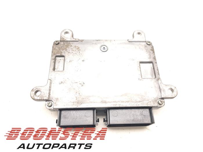 Computer Motormanagement Mitsubishi Outlander (GF/GG), 2012 / 2022 2.0 16V PHEV 4x4, SUV, Elektrisch Benzine, 1.998cc, 89kW (121pk), 4x4, 4B11, 2012-12, GGP2 (Gebruikt)