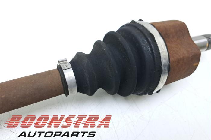 Aandrijfas links-voor van een Fiat Ducato (250) 2.3 D 130 Multijet Minibus Extralongo 2010