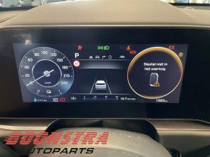 Gebruikte Display Interieur Kia Niro II (SG2) e-Niro 64.8 kWh Prijs € 1.799,95 Margeregeling aangeboden door Boonstra Autoparts