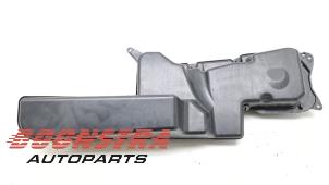 Gebruikte Speaker Porsche 911 (996) 3.6 Carrera 4 24V Prijs € 49,95 Margeregeling aangeboden door Boonstra Autoparts