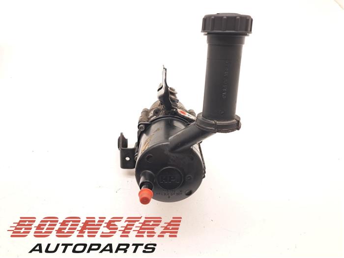 Gebruikte Pomp Servo Citroen DS5 (KD/KF) 2.0 165 HYbrid4 16V Prijs € 260,95 Margeregeling aangeboden door Boonstra Autoparts