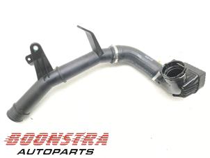 Gebruikte Intercooler Buis Lynk &amp; Co 01 1.5 PHEV Prijs € 99,95 Margeregeling aangeboden door Boonstra Autoparts