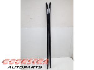 Gebruikte Dakrail set Volvo XC40 (XZ) 1.5 T5 Plug-in Hybrid 16V Prijs € 173,95 Margeregeling aangeboden door Boonstra Autoparts