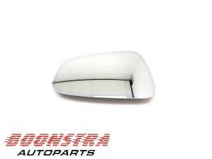 Gebruikte Spiegelglas links Tesla Model S 75D Prijs € 114,95 Margeregeling aangeboden door Boonstra Autoparts