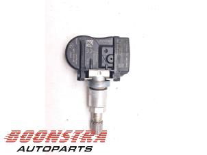 Gebruikte Bandenspanningsensor Landrover Range Rover IV (LG) 3.0 V6 P400 MHEV HST Prijs € 30,00 Margeregeling aangeboden door Boonstra Autoparts