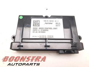 Gebruikte Schakelaar Centr. Deurvergrendeling Tesla Model S 75D Prijs € 24,95 Margeregeling aangeboden door Boonstra Autoparts