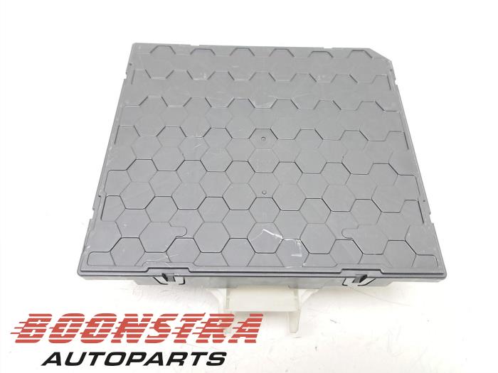 Computer Body Control van een Volkswagen Touran (5T1) 2.0 TDI 150 2016