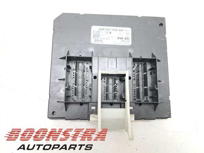 Computer Body Control van een Volkswagen Touran (5T1) 2.0 TDI 150 2016