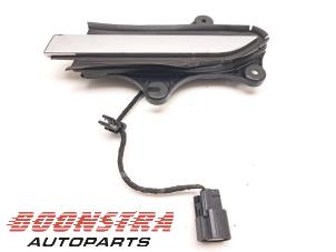 Gebruikte Deurgreep 4Deurs links-achter Tesla Model X 100D Prijs € 149,95 Margeregeling aangeboden door Boonstra Autoparts