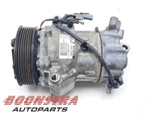 Gebruikte Aircopomp Renault Clio V (RJAB) 1.0 TCe 100 12V Prijs € 74,95 Margeregeling aangeboden door Boonstra Autoparts