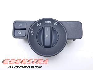 Gebruikte Licht Schakelaar Mercedes Vito (447.6) 2.2 116 CDI 16V Prijs € 24,95 Margeregeling aangeboden door Boonstra Autoparts