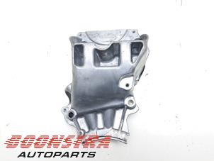 Gebruikte Motorrubber Lynk &amp; Co 01 1.5 PHEV Prijs € 39,95 Margeregeling aangeboden door Boonstra Autoparts