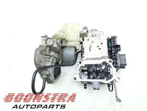 Gebruikte Schakelrobot Citroen DS5 (KD/KF) 2.0 165 HYbrid4 16V Prijs € 699,95 Margeregeling aangeboden door Boonstra Autoparts