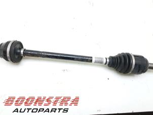 Gebruikte Aandrijfas links-achter Landrover Range Rover IV (LG) 3.0 V6 P400 MHEV HST Prijs € 124,94 Inclusief btw aangeboden door Boonstra Autoparts