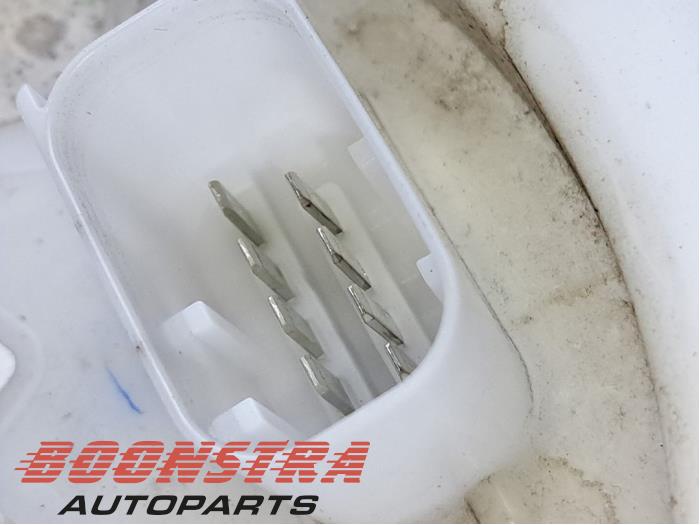 Brandstofpomp Elektrisch van een BMW 5 serie Touring (G31) 540i xDrive 3.0 TwinPower Turbo 24V 2018