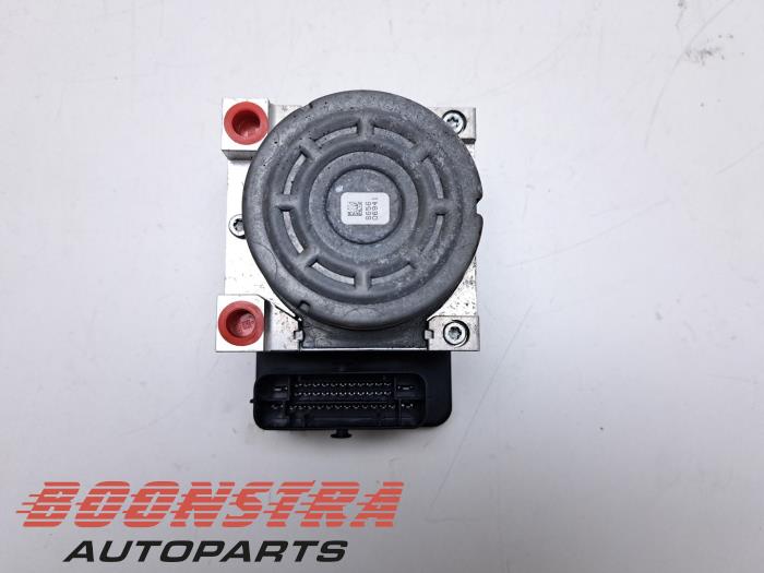 Gebruikte ABS Pomp Peugeot 208 I (CA/CC/CK/CL) 1.6 Vti 16V Prijs € 29,95 Margeregeling aangeboden door Boonstra Autoparts