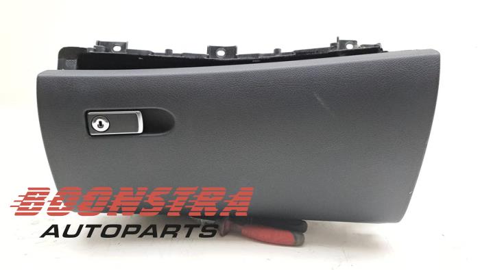 Gebruikte Dashboardkastje Mercedes E Estate (S213) E-220d 2.0 Turbo 16V Prijs € 90,69 Inclusief btw aangeboden door Boonstra Autoparts