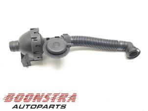 Gebruikte Carterventilatie Porsche Panamera (970) 4.8 V8 32V GTS Prijs € 44,95 Margeregeling aangeboden door Boonstra Autoparts