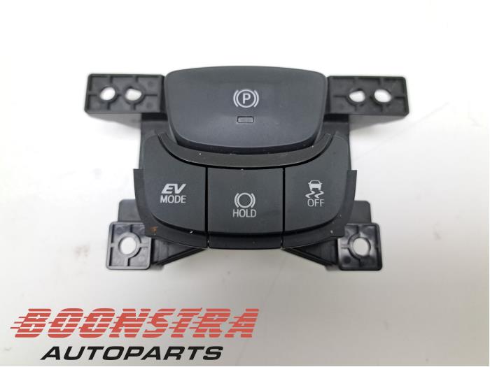 Handrem schakelaar van een Toyota C-HR (X1,X5) 1.8 16V Hybrid 2019