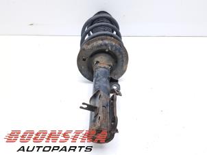 Gebruikte Mac Phersonpoot rechts-voor Hyundai iX20 (JC) 1.6i 16V Prijs € 34,95 Margeregeling aangeboden door Boonstra Autoparts