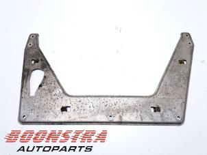 Gebruikte Steun (diversen) Porsche Panamera (970) 4.8 V8 32V GTS Prijs € 134,95 Margeregeling aangeboden door Boonstra Autoparts