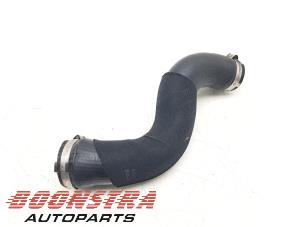 Gebruikte Intercooler Buis Audi A5 Cabrio (8F7) 2.0 TFSI 16V Quattro Prijs € 24,95 Margeregeling aangeboden door Boonstra Autoparts